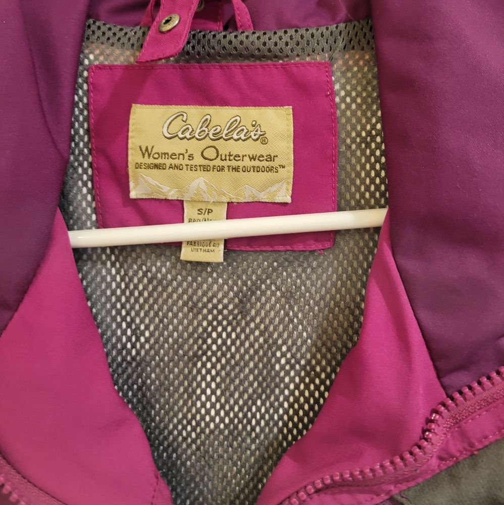 Cabelas coat